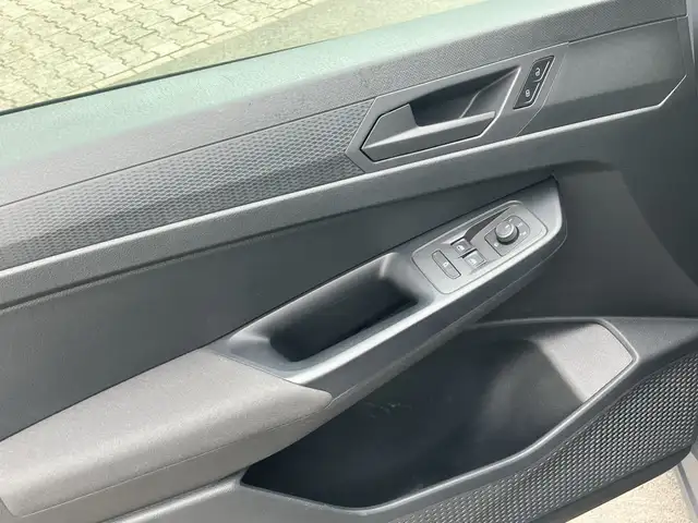 Volkswagen Caddy view 8