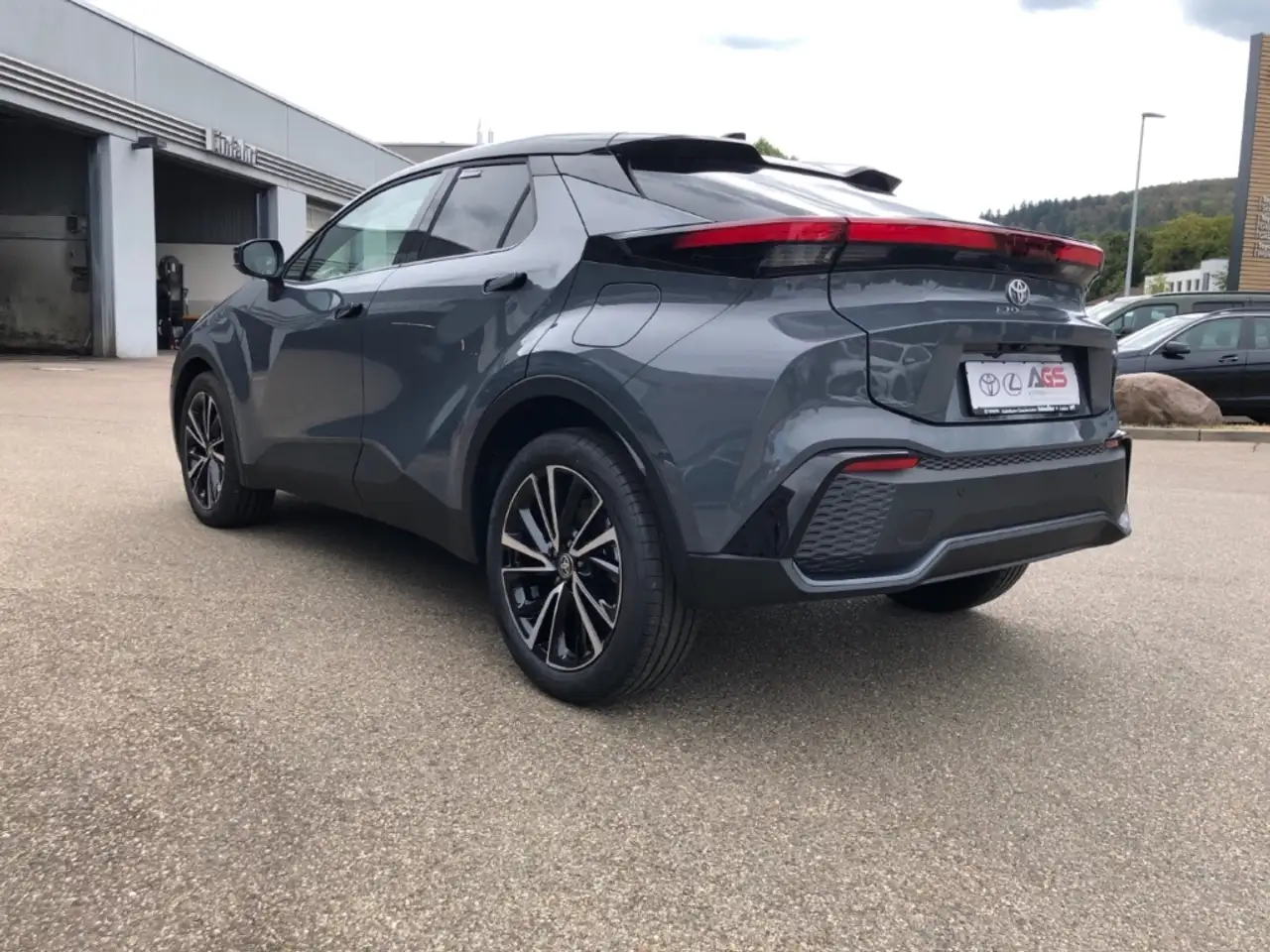 Toyota C-HR 2,0L Lounge Advanced-Safety-Paket Panoramadach 4x2, миниатюра 5