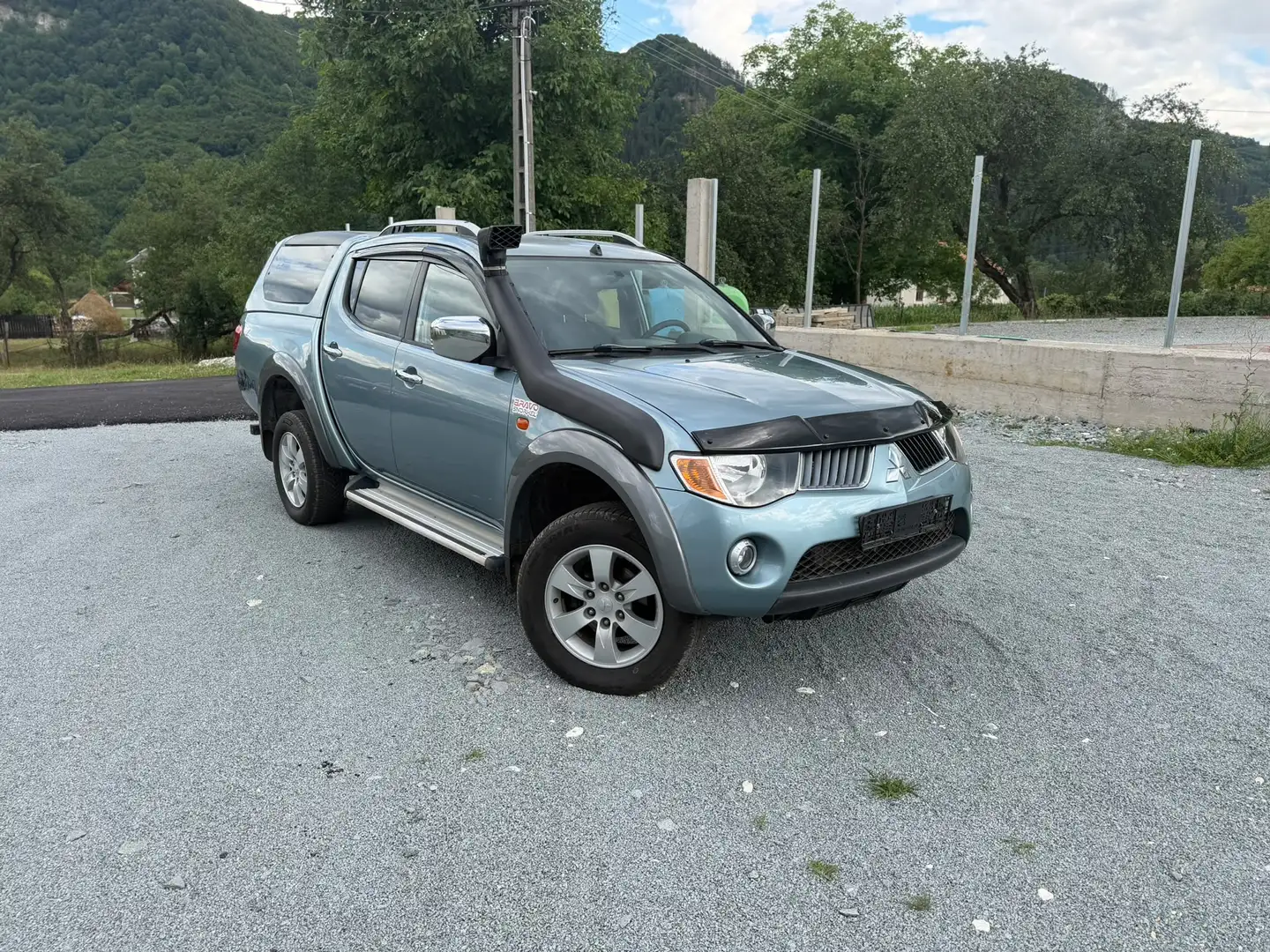 Mitsubishi L200 Pick Up 4x4 Intense Double Cab - 2