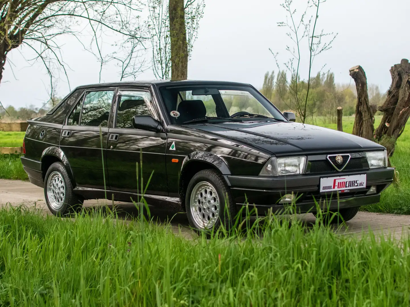 Alfa Romeo 75 75 TWIN SPARK/ASN/UNRESTORED/LIKE NEW crna - 1