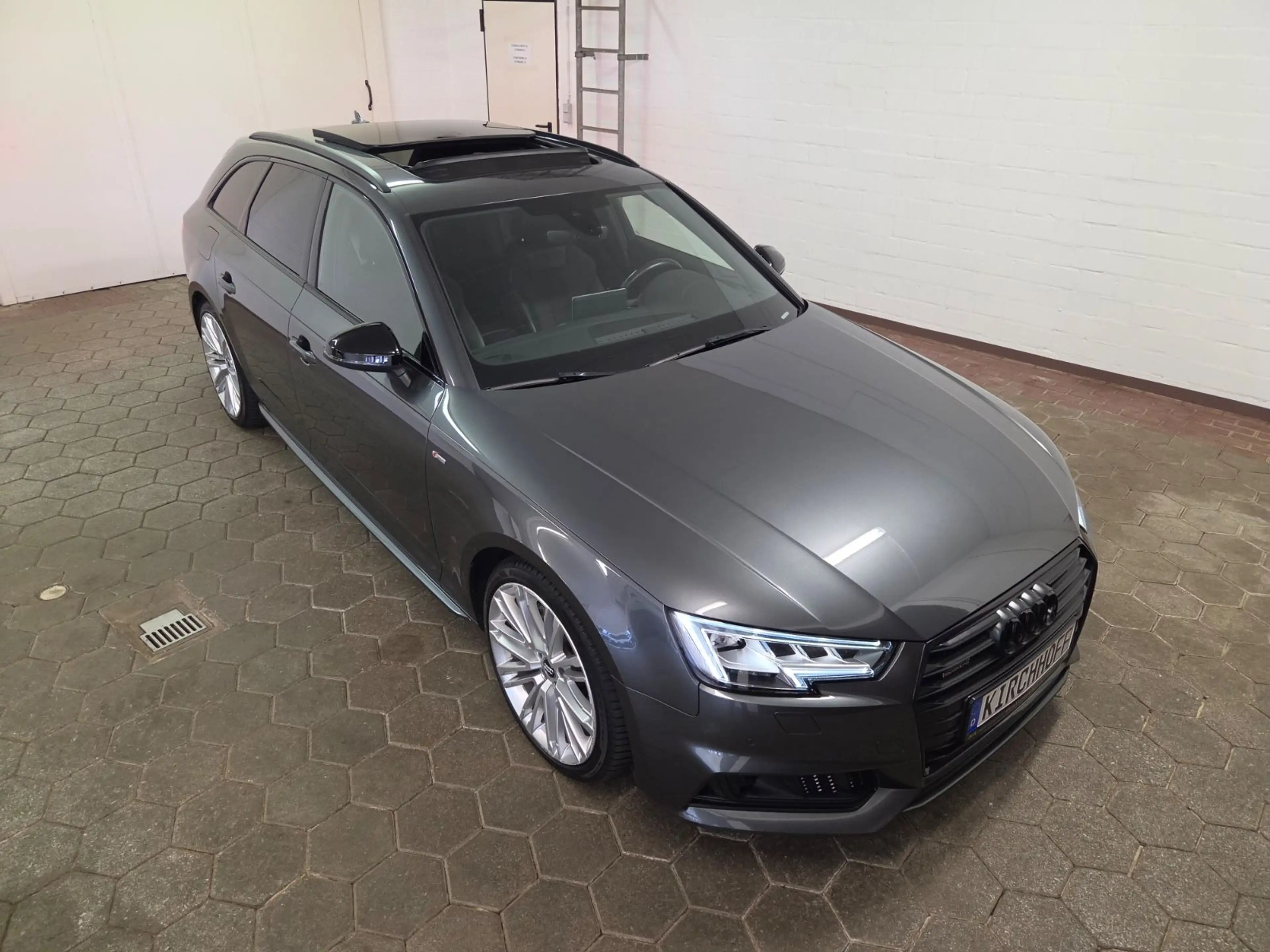 Audi A4 2.0 TDI 3X S LINE BLACK S tronic quatt Avant — photo 8