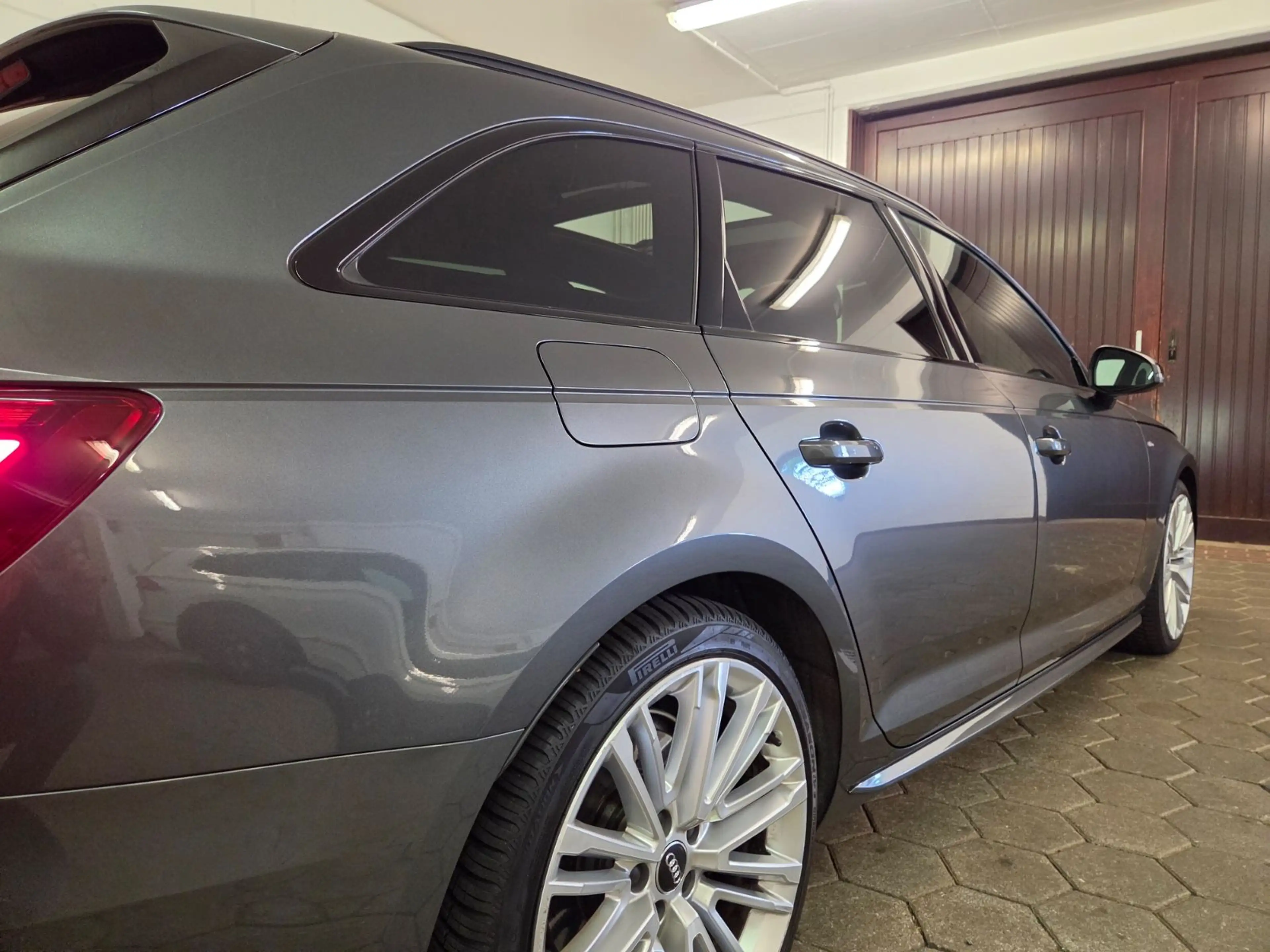 Audi A4 2.0 TDI 3X S LINE BLACK S tronic quatt Avant — photo 15