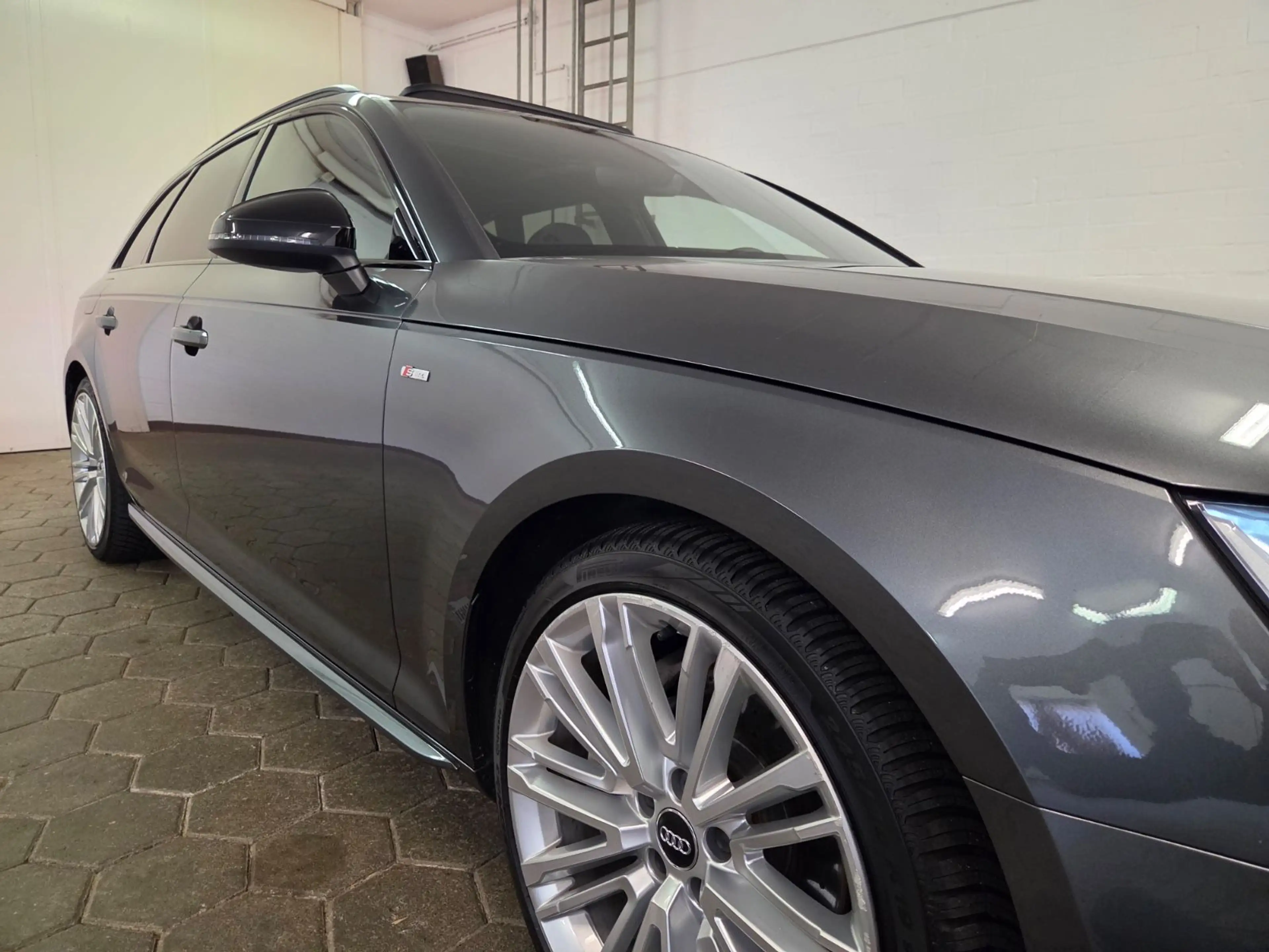 Audi A4 2.0 TDI 3X S LINE BLACK S tronic quatt Avant — photo 10
