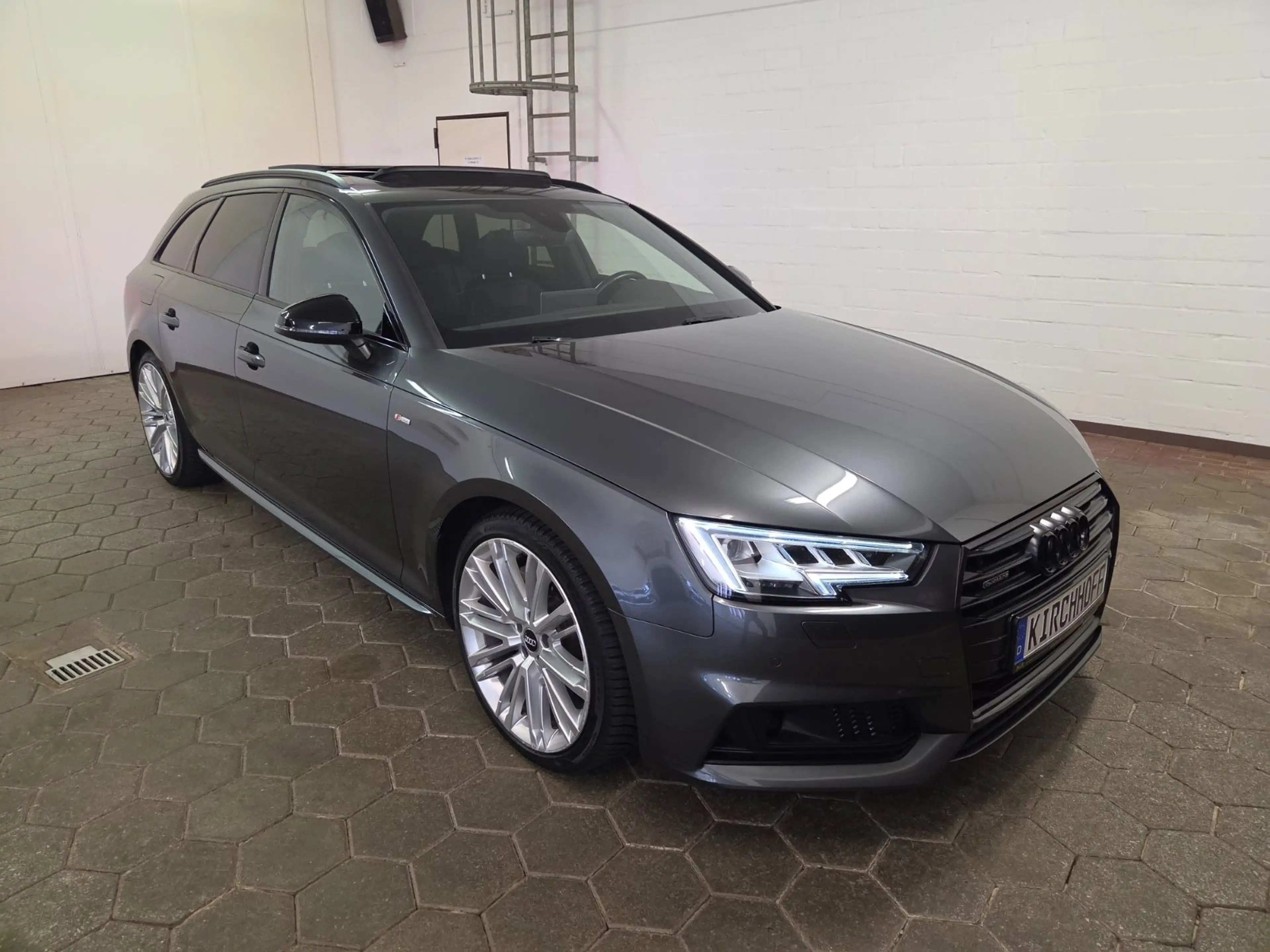 Audi A4 2.0 TDI 3X S LINE BLACK S tronic quatt Avant