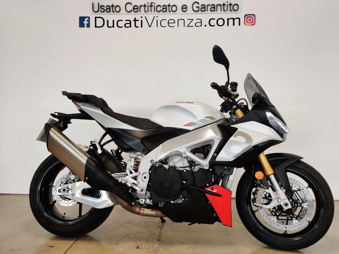 Aprilia Tuono 1100 Alb - 1