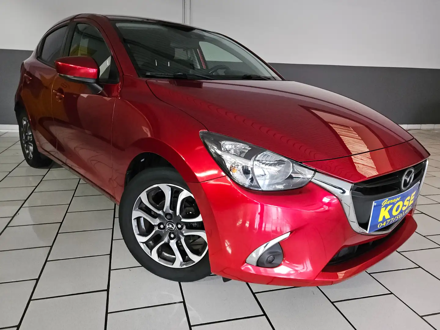 Mazda 2 1.5i Skyactiv CAMERA D SIEGES CHAUFFANTS 1ERE MAIN Rood - 1