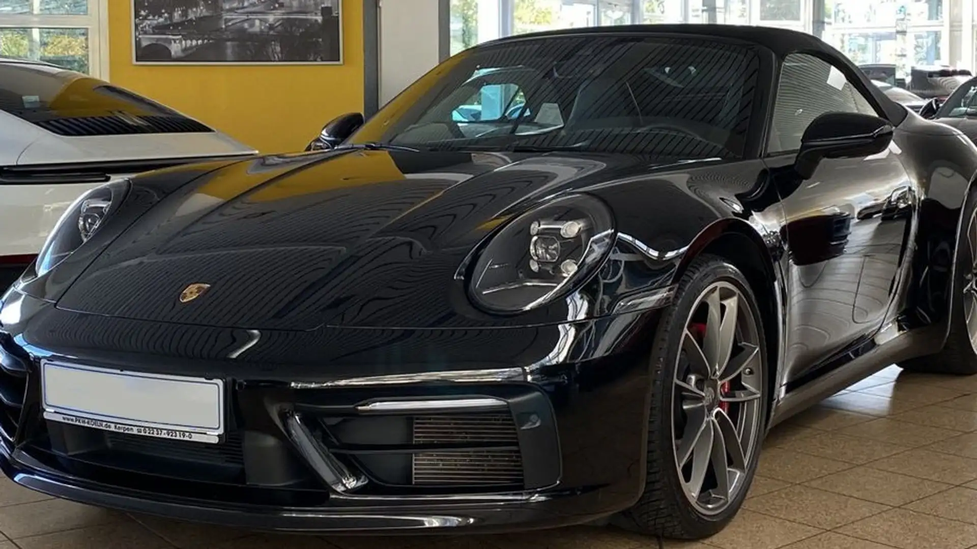 Porsche 992 Carrera 4S Cabriolet PDK Negro - 2