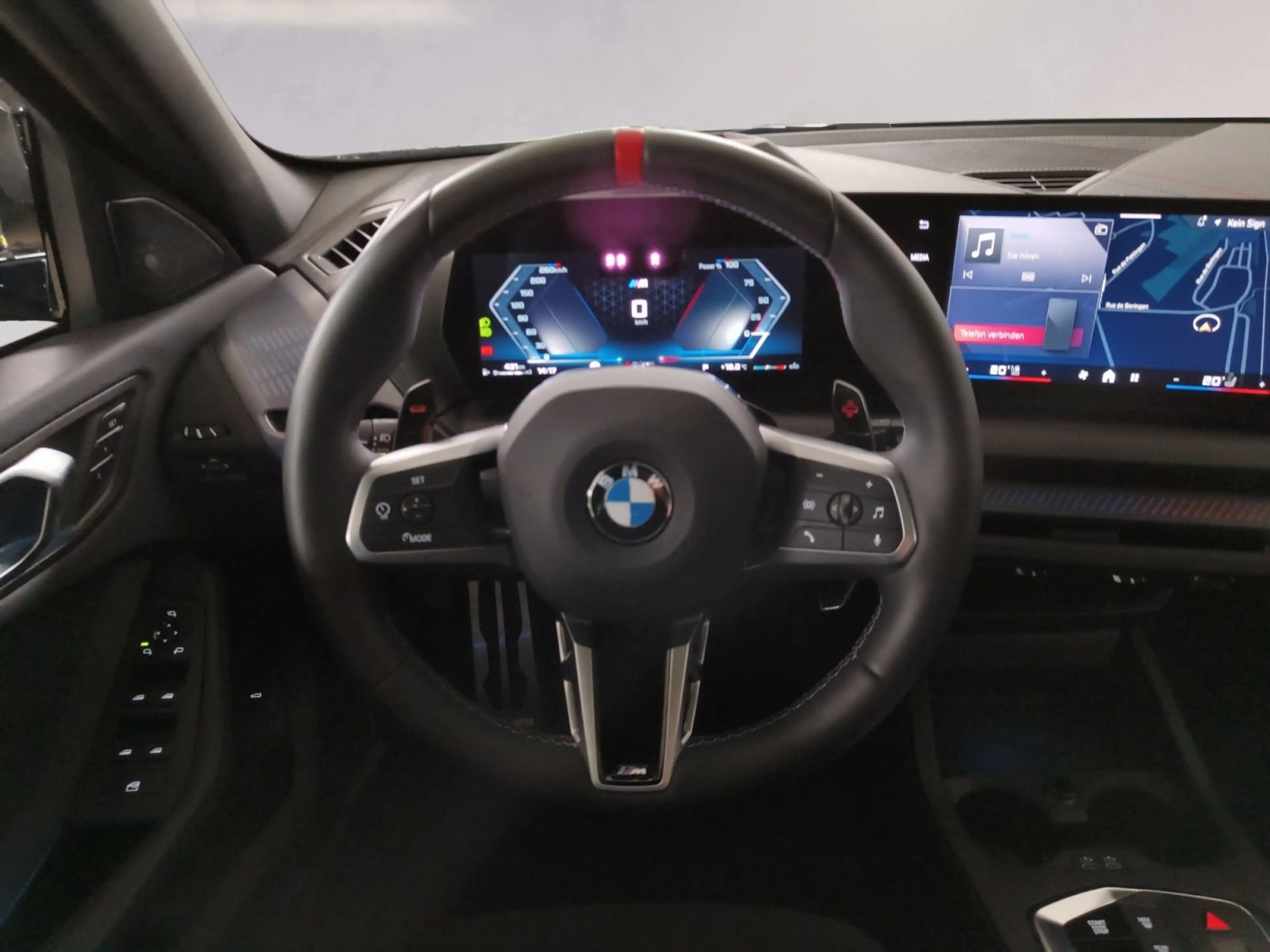 BMW 135 M135i xDrive — photo 10