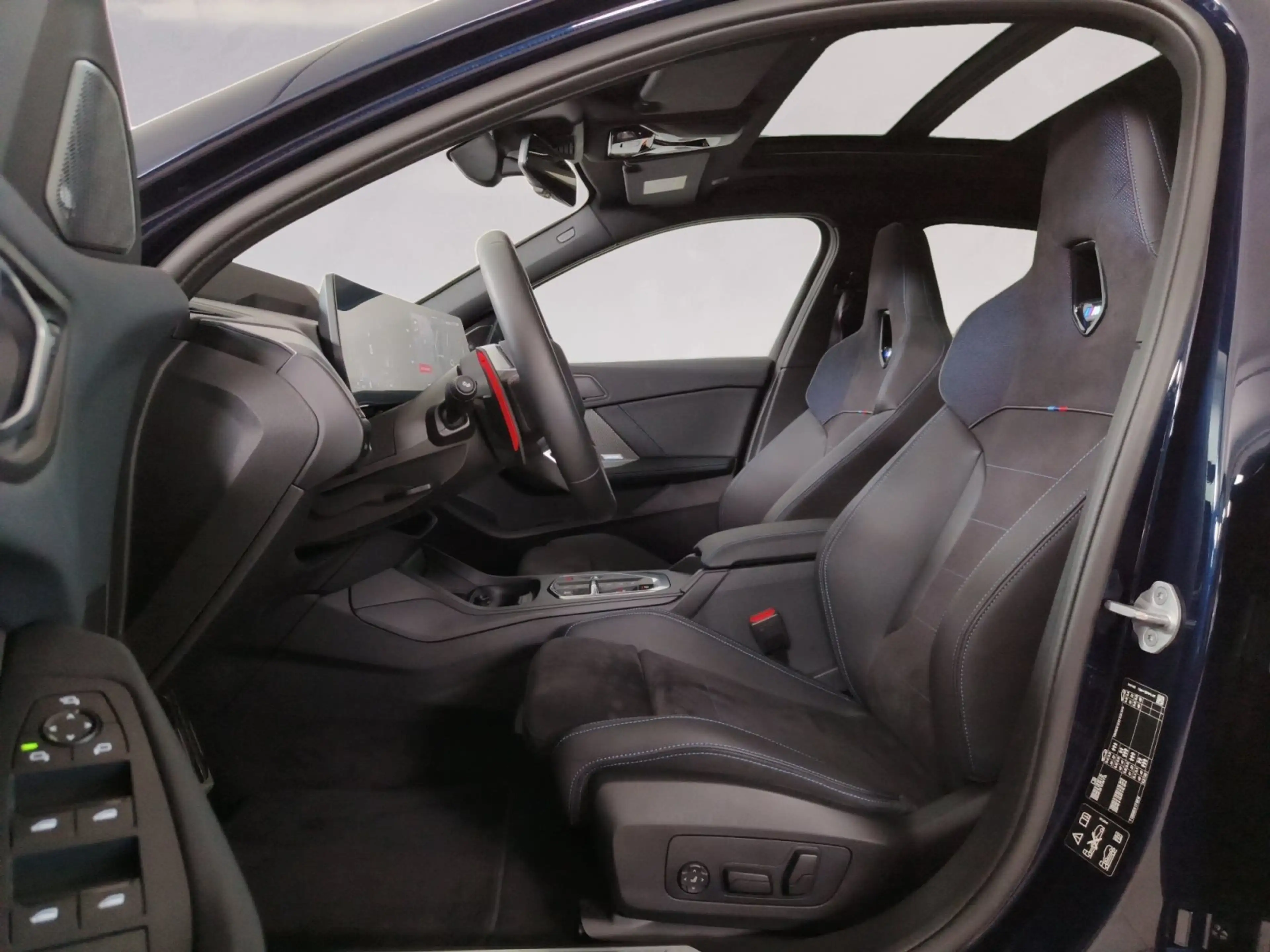 BMW 135 M135i xDrive — photo 7