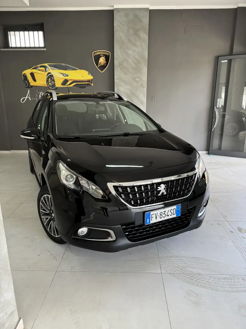 Peugeot 2008 1.5 bluehdi Black Matt s&s 100cv 5marce - 1
