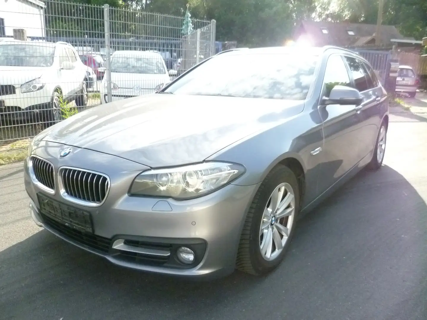 BMW 520 520d Gris - 1
