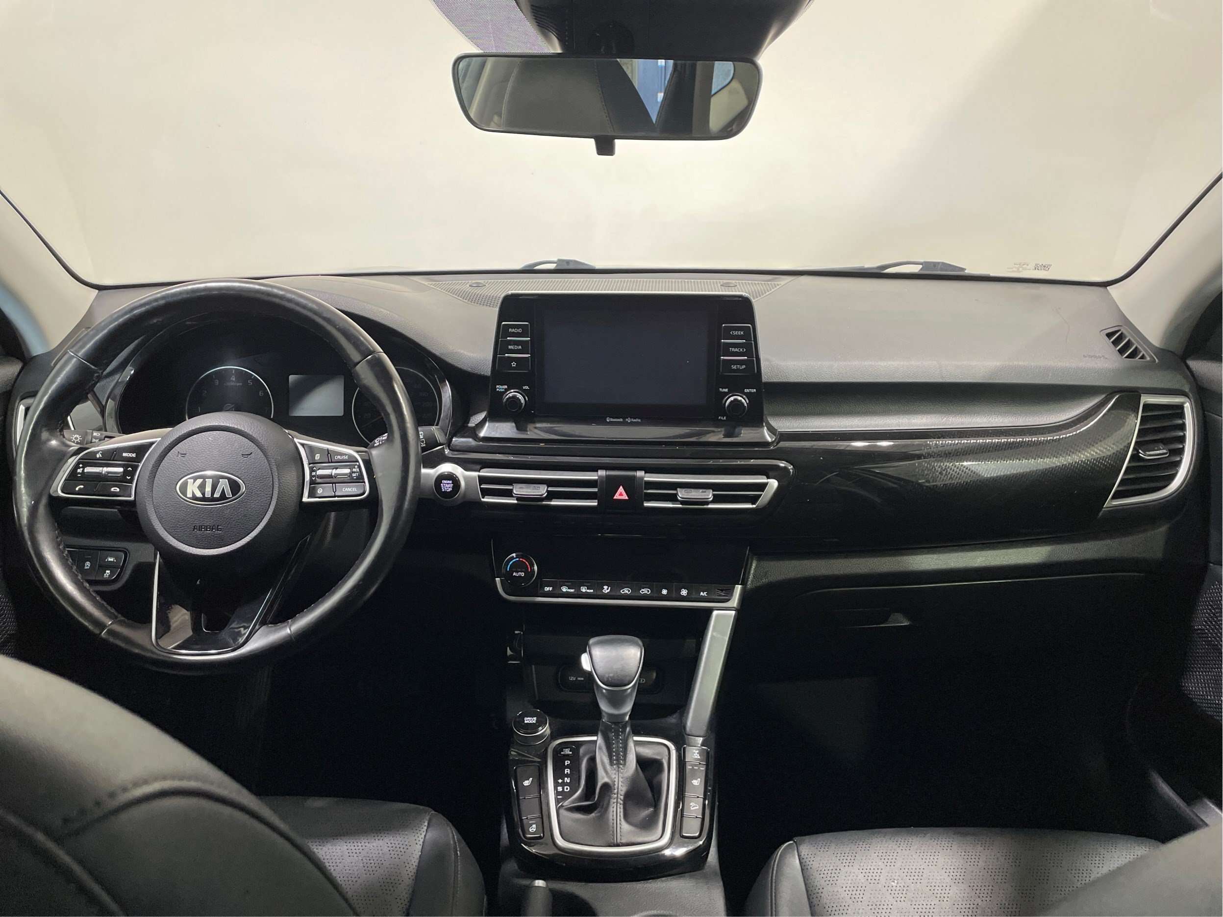 2021 Kia Seltos EX AWD Mags Cuir Toit Sièges Chauffants Caméra — снимка 1