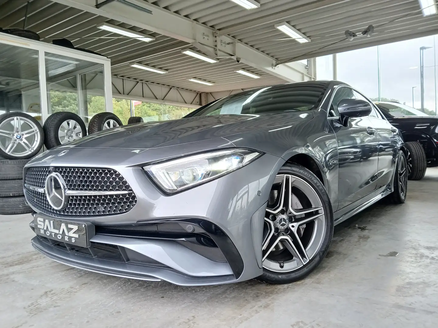 Mercedes-Benz CLS 220 d AMG Line/ FULL OPTIONS / 18.000KMS / GARANTIE Gris - 2