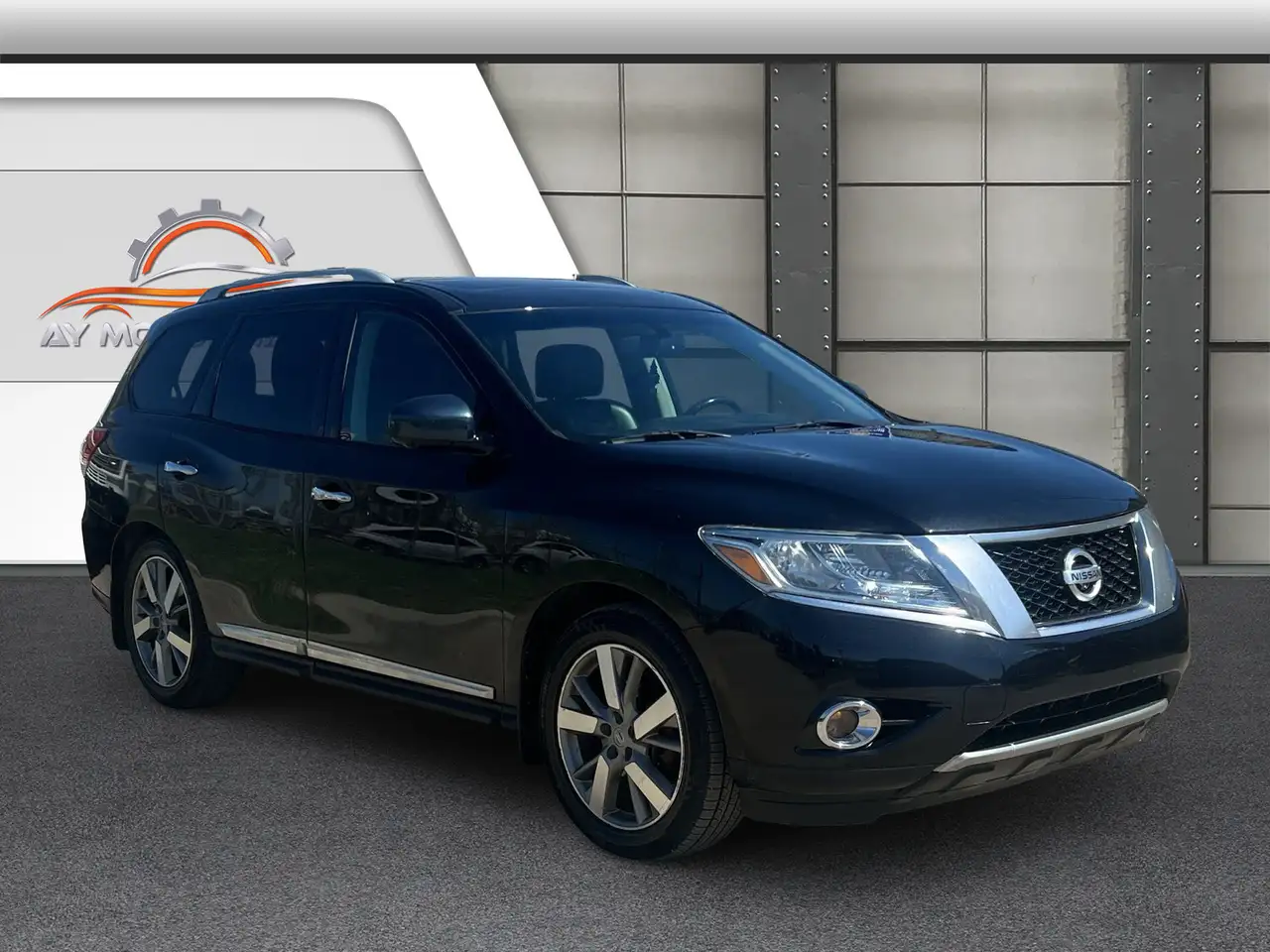 Nissan Pathfinder снимка Nissan Pathfinder