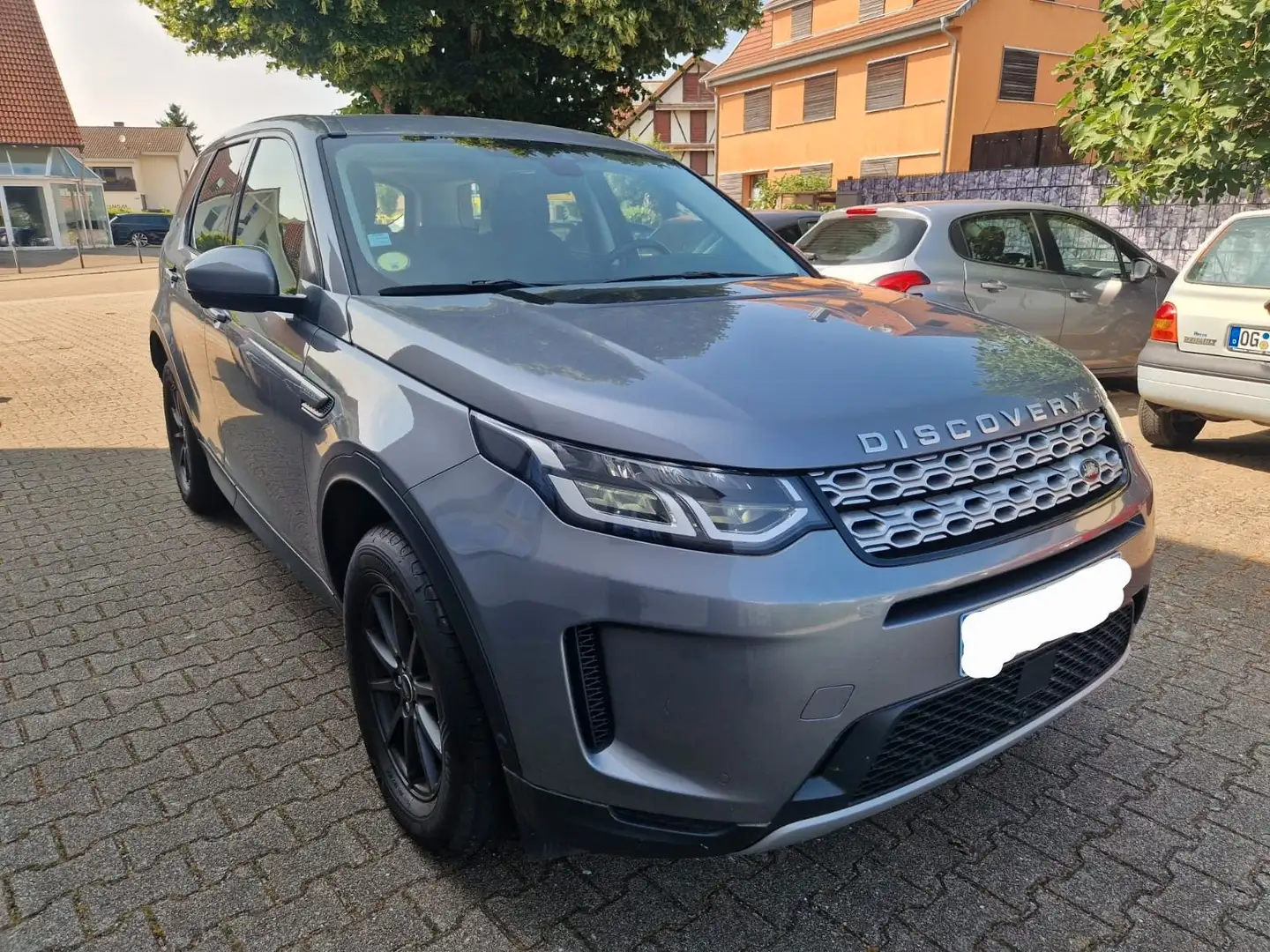 Land Rover Discovery Sport Basis AWD Klima Navi Xenon ALU Grau - 2