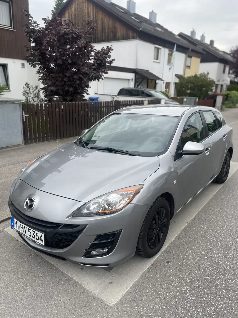 Mazda 3 Exclusive-Line Grau - 1