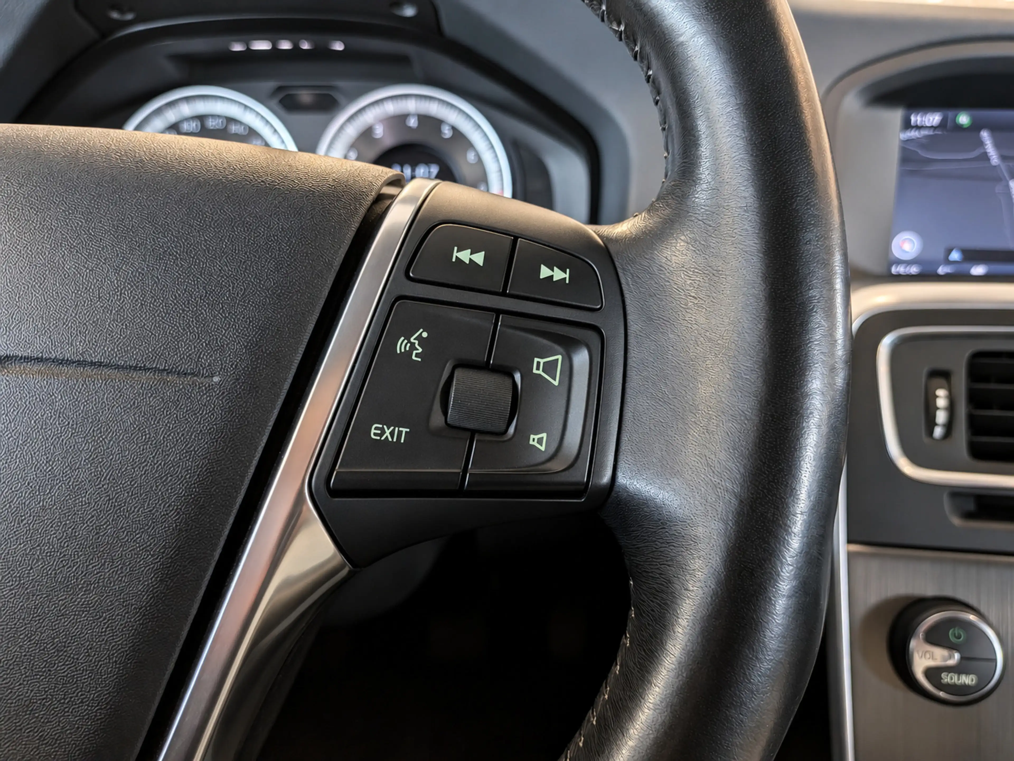 Volvo V60 1.6 T3 R-Design Airco, Cruise Control, Trekhaak, S — photo 13