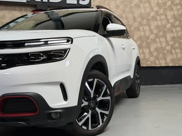 Citroen C5 Aircross view 2