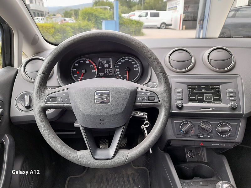 SEAT Ibiza Kombi — photo 5