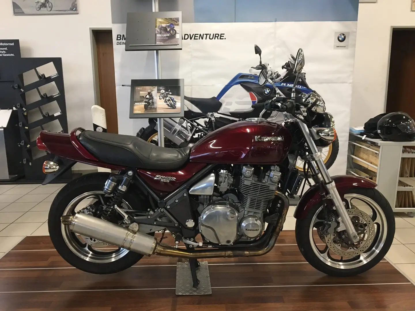 Kawasaki Zephyr 1100 Rojo - 1