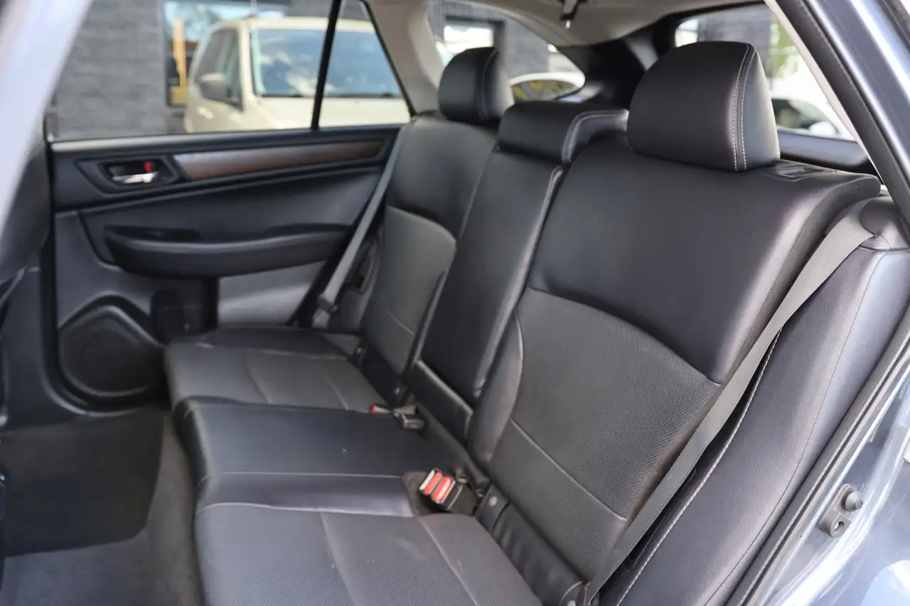 Subaru OUTBACK photo Subaru OUTBACK