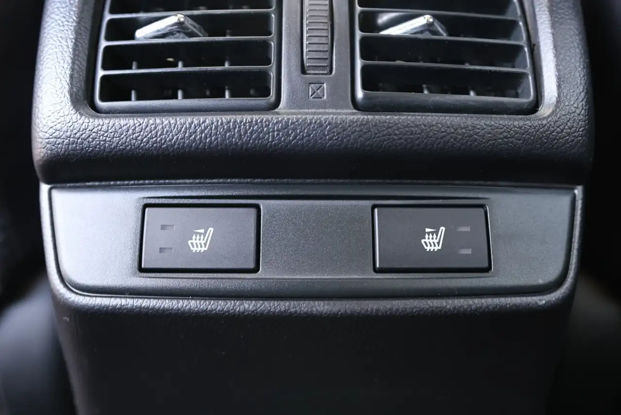 Subaru OUTBACK photo Subaru OUTBACK