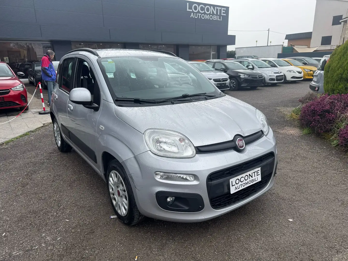 Fiat Panda 1.2 Lounge 69cv Stříbrná - 1