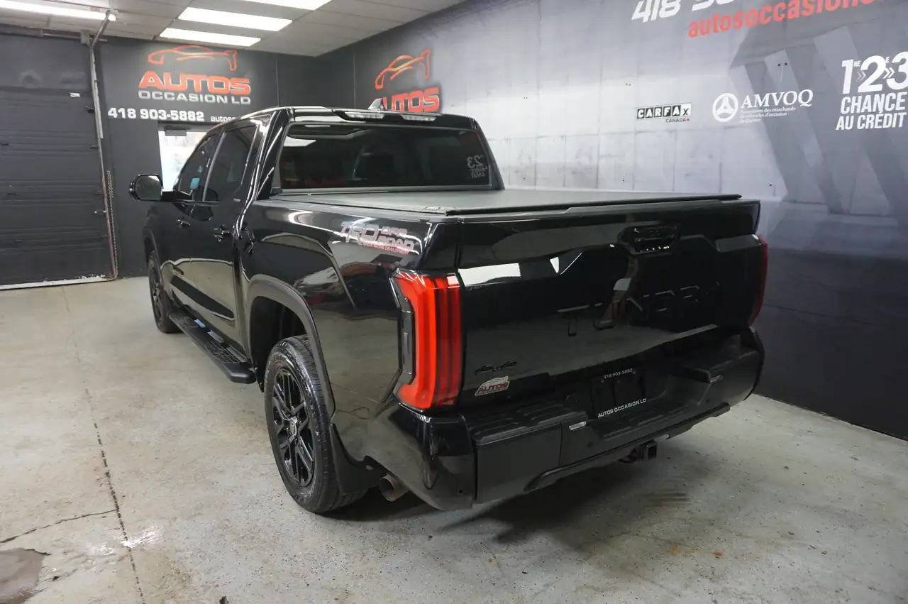 Toyota Tundra снимка Toyota Tundra