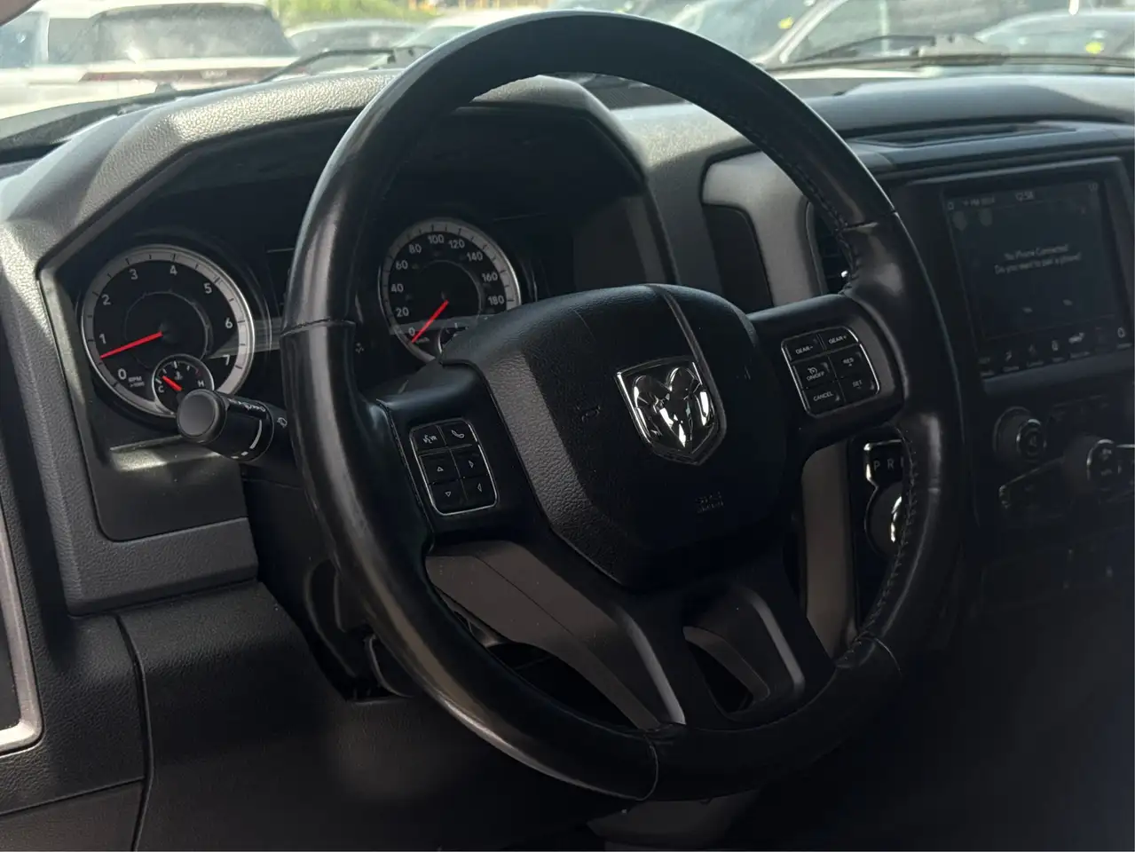 RAM 1500 снимка RAM 1500