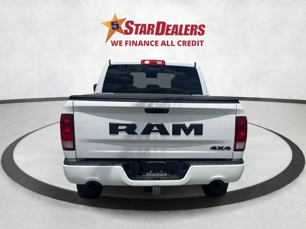 RAM 1500 снимка RAM 1500