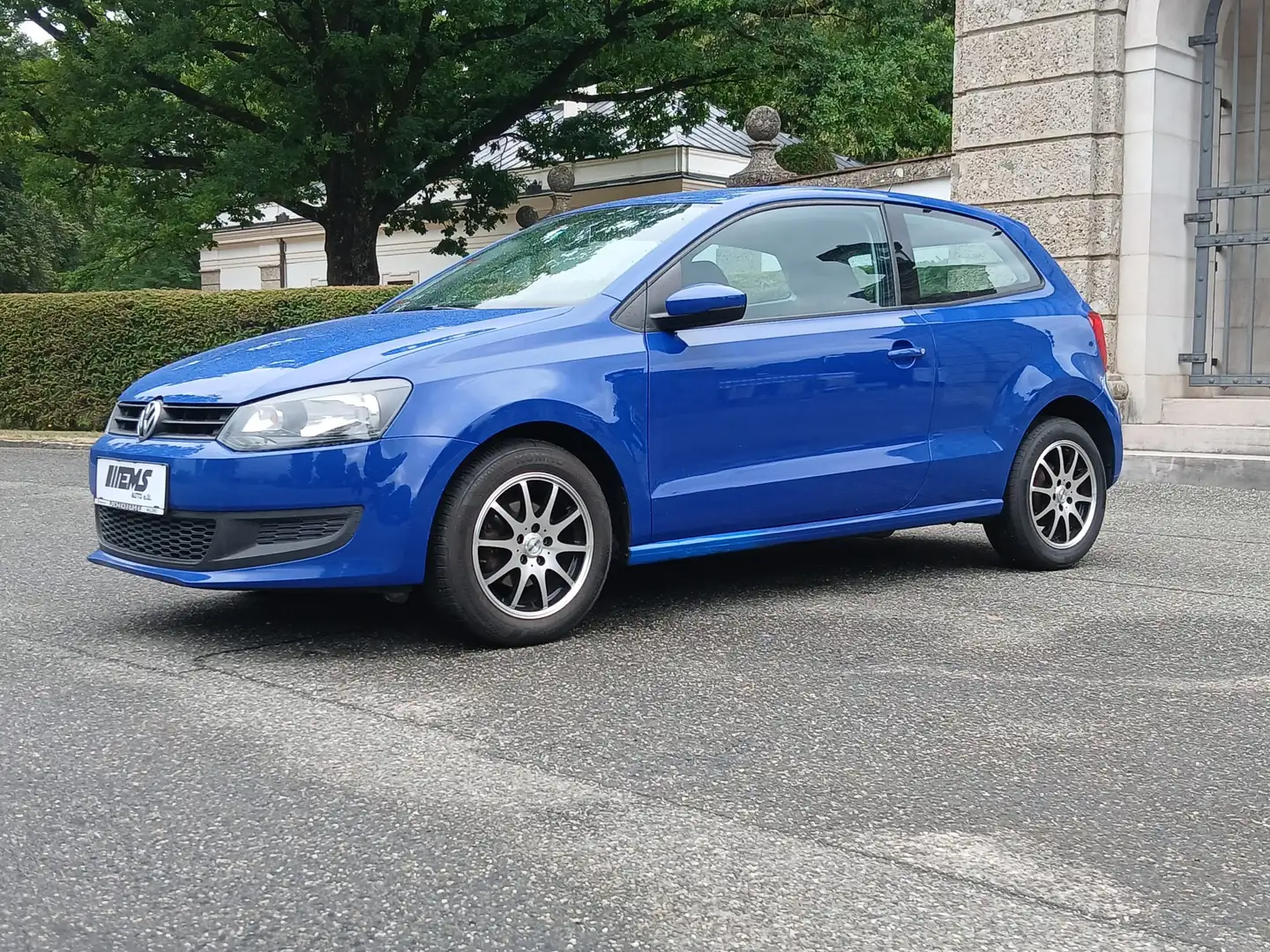 Volkswagen Polo Trendline *PICKERL NEU*KLIMA*SERVICEGEPFLEGT* Blau - 2