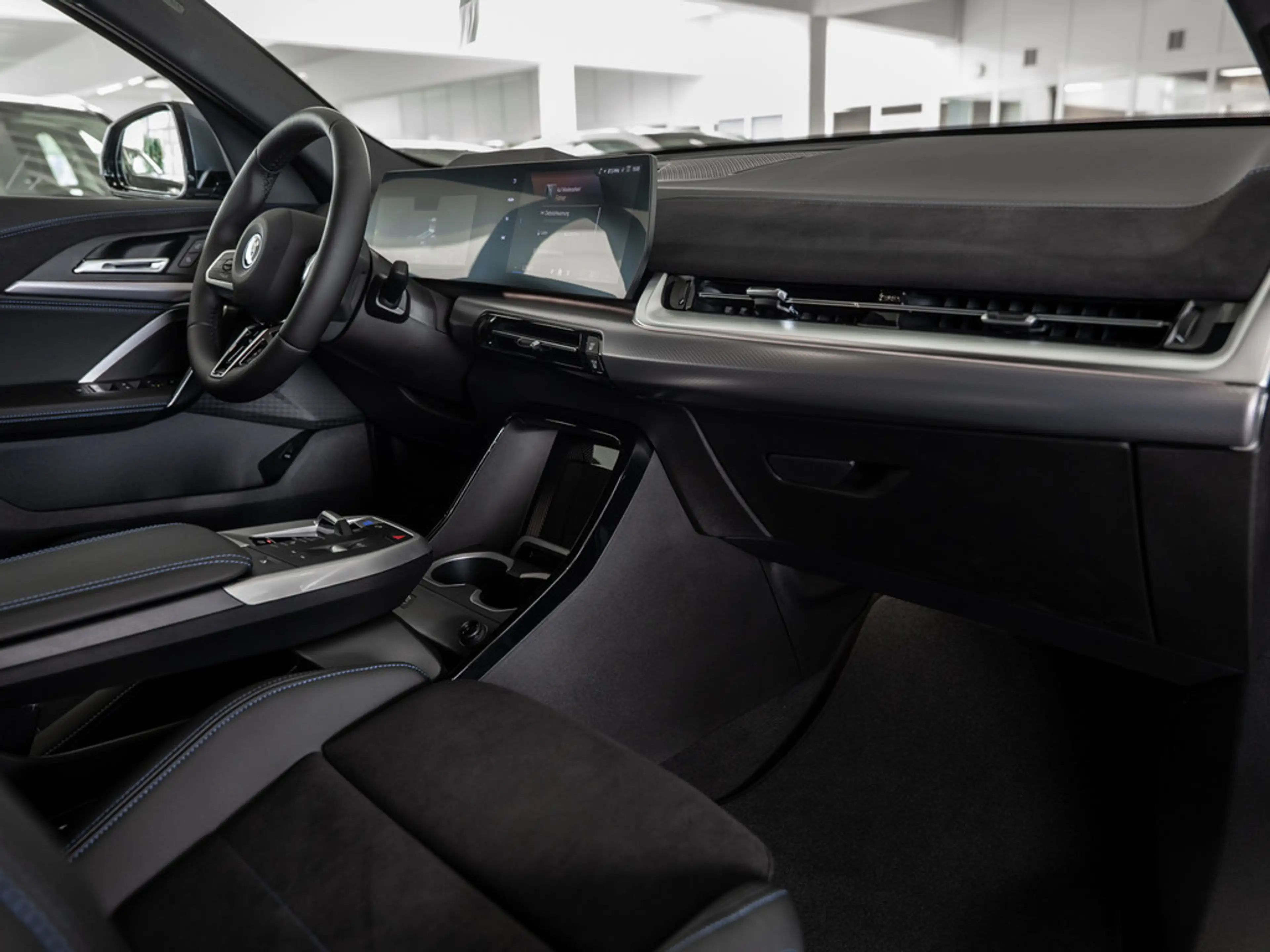 BMW iX2 xDrive30 M-Sport Pro 360° LED AKTIVSITZE — photo 8
