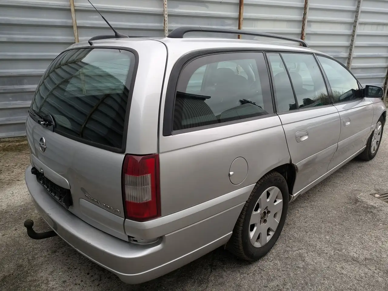 Opel Omega B Caravan 3.0i 24V*Automatik*Leder*, foto 4