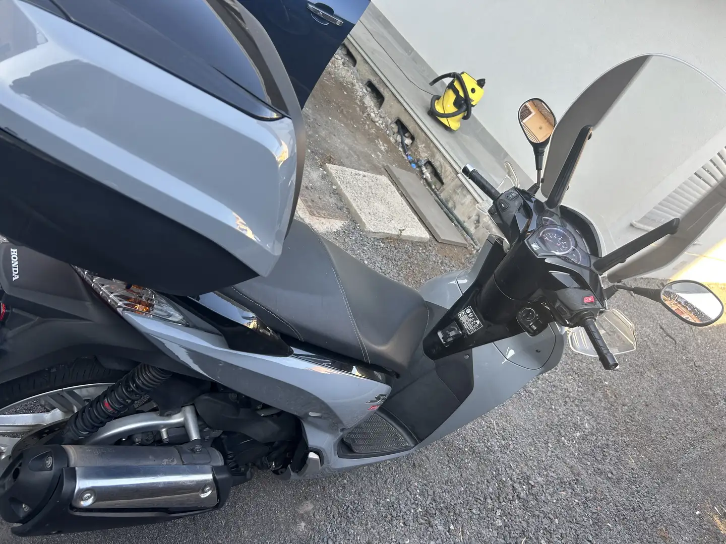 Honda SH 300 300i abs - 2