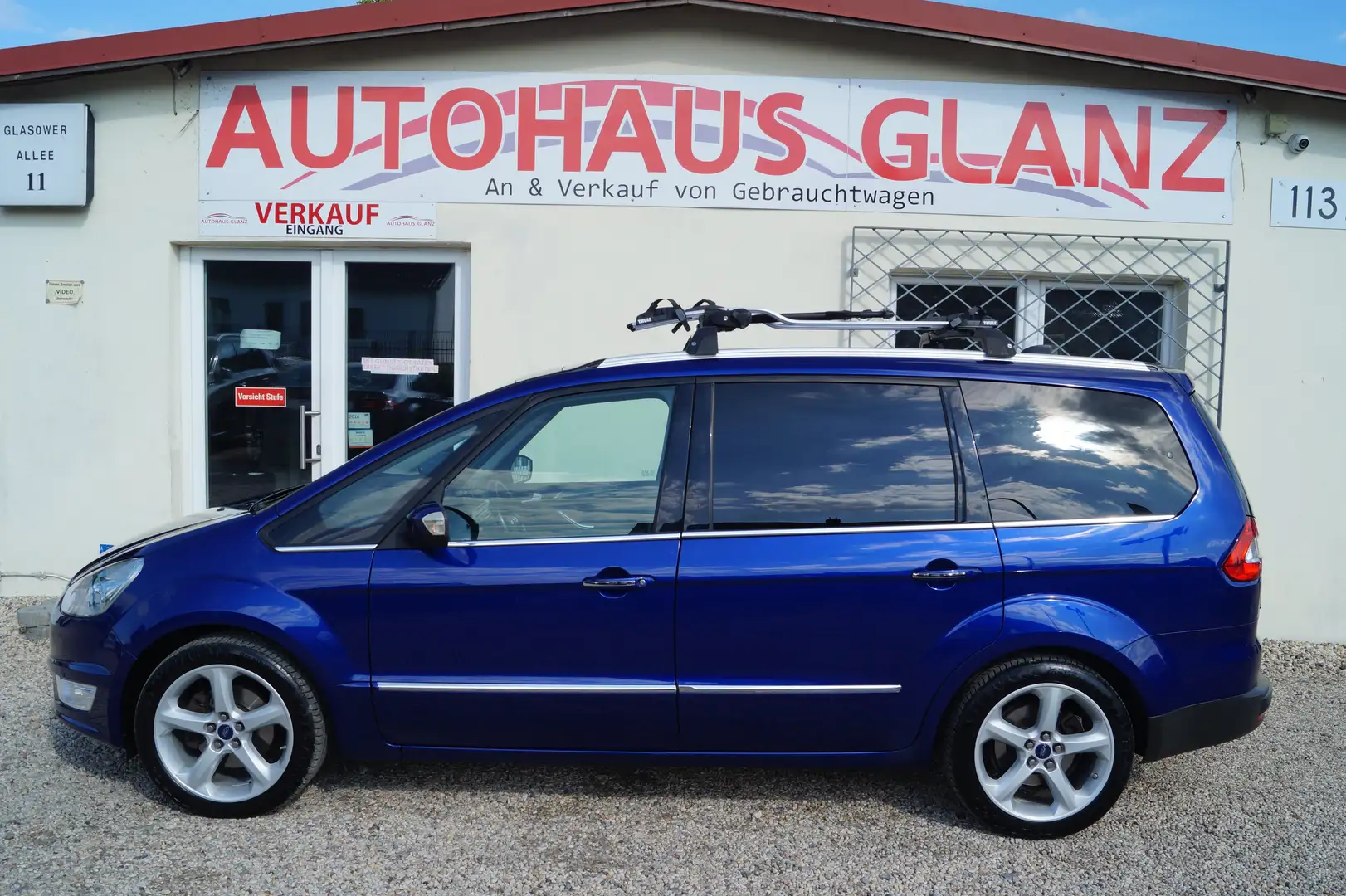 Ford Galaxy 2,0 TDCI Titanium 2.HD*Pano* Blau - 2