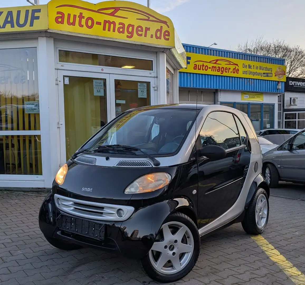 smart forTwo Smart Pulse*Panorama*Ausstauschmotor 6tkm Schwarz - 1