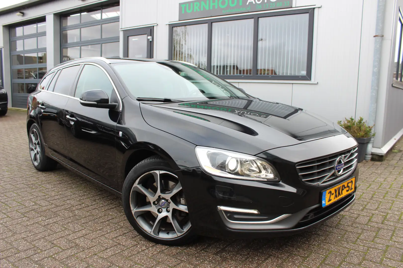 Volvo V60 2.0 T5 Ocean Race Schuifdak | Camera Noir - 1