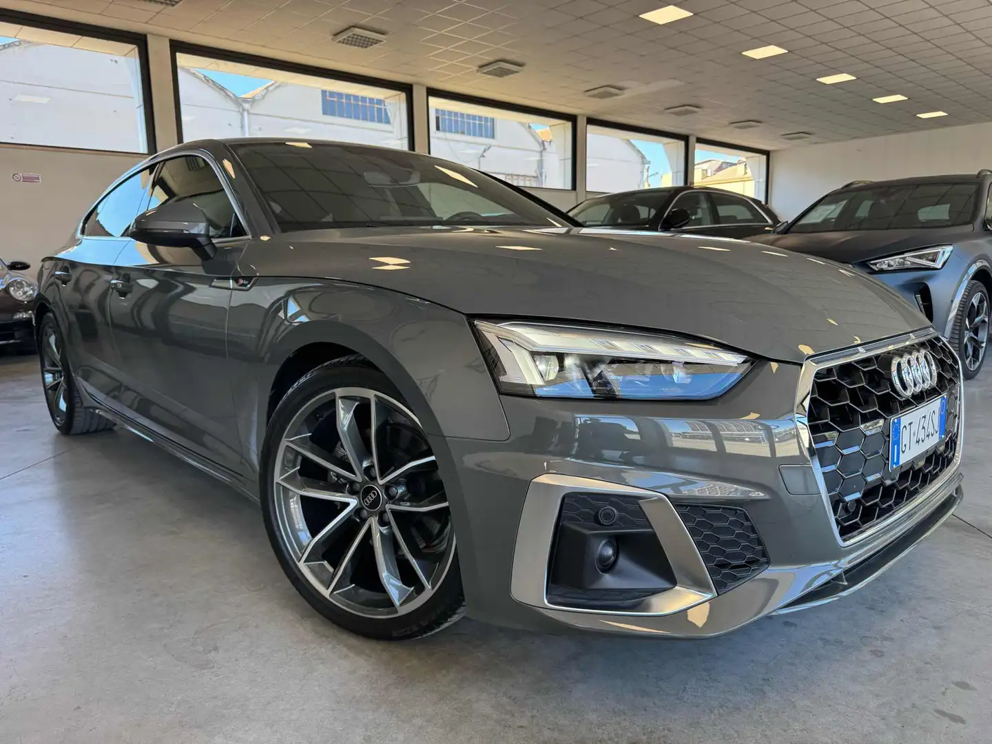 Audi A5 SPB 35 TDI S tronic S line edition Grigio - 2