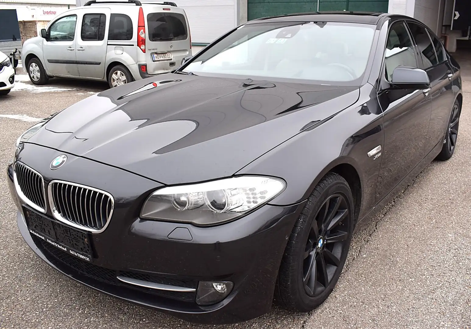 BMW 530 d xDrive Österreich-Paket Aut. Grau - 1