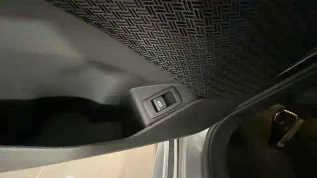 BMW X2 view 18