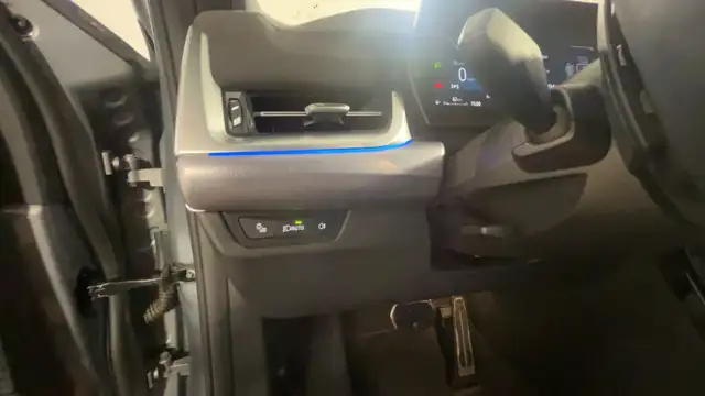 BMW X2 view 13