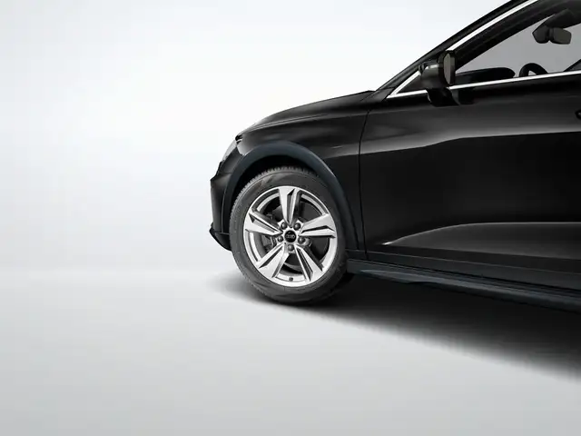 Audi A3 view 6