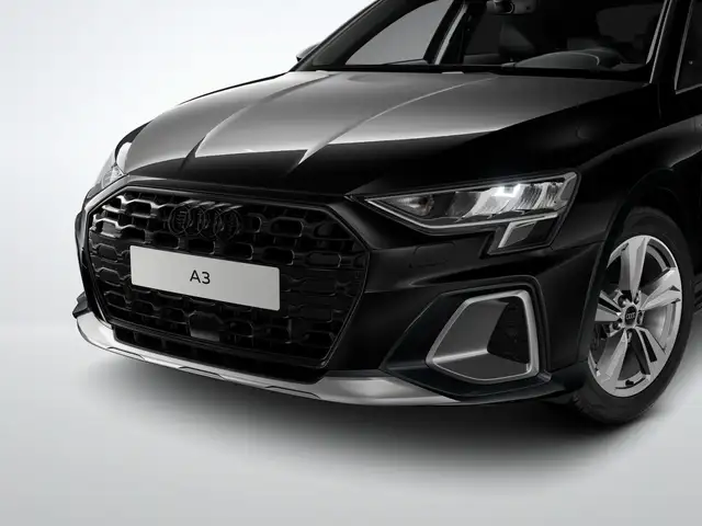 Audi A3 view 7