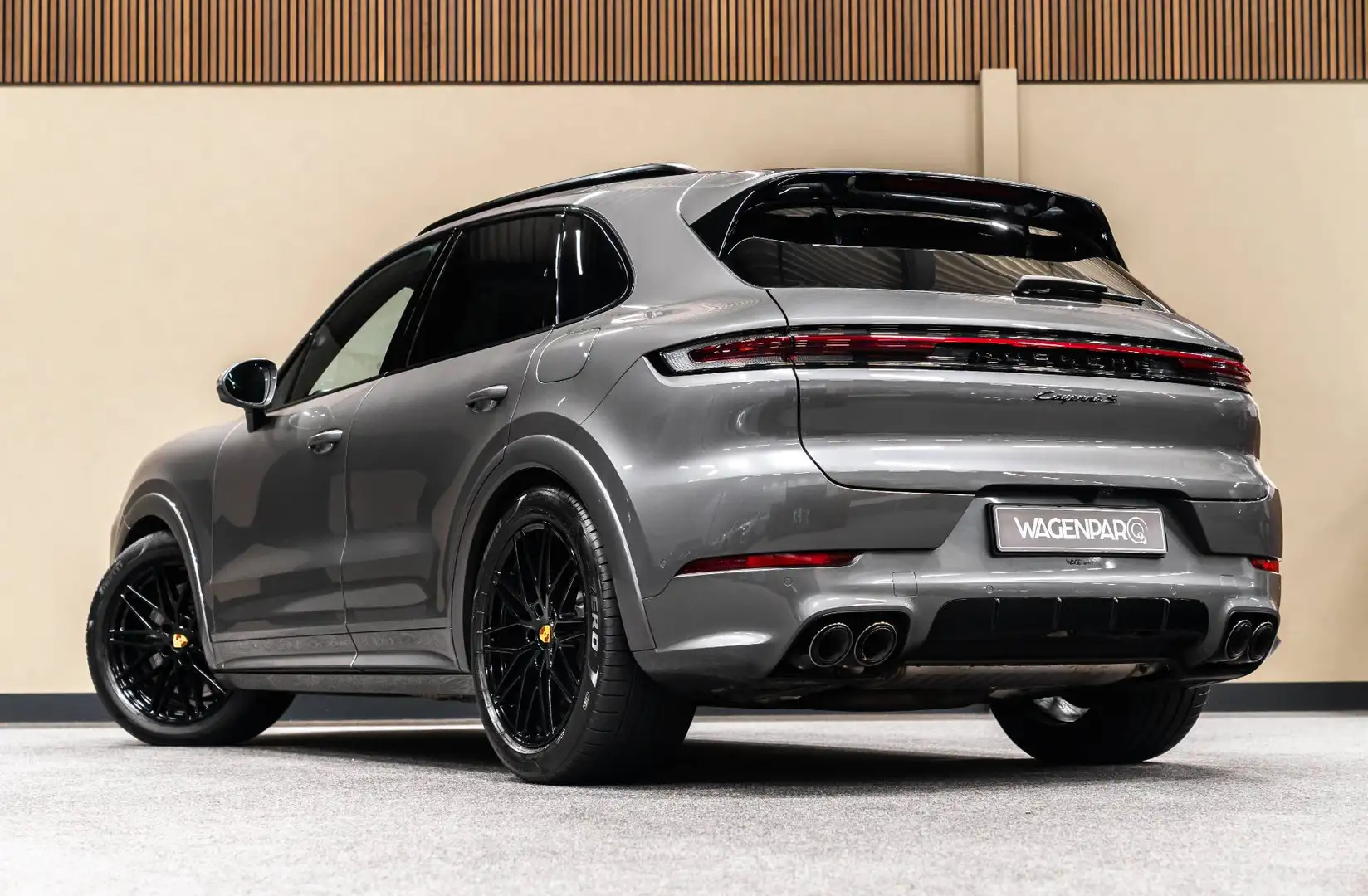 Porsche Cayenne S E-Hybrid SPORTDESIGN*HEADUP*ACHTERAS*SPUITLAAT Gris - 2