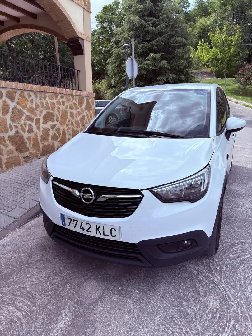 Opel Crossland X 1.6T Selective 99 - 2