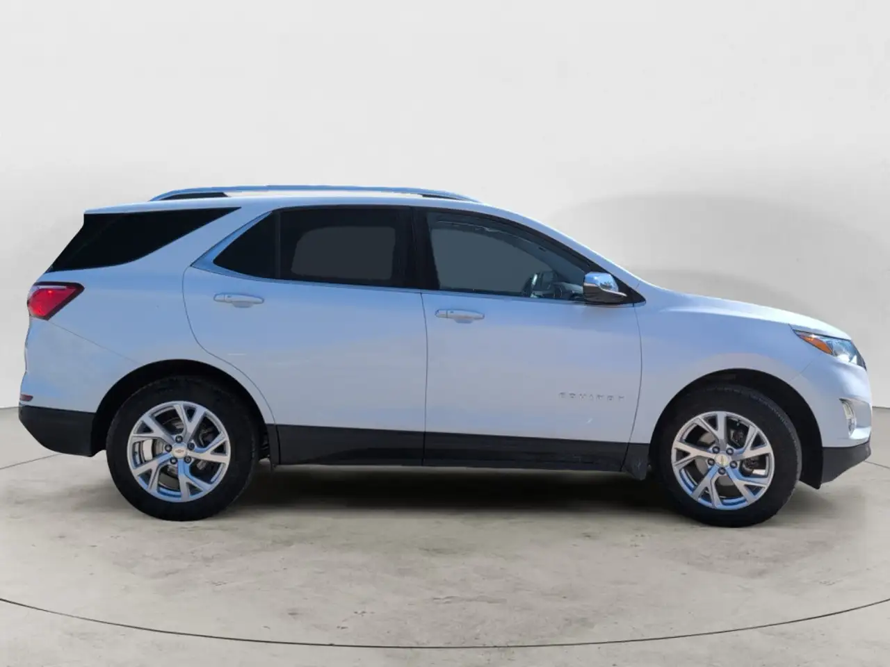 Chevrolet Equinox photo Chevrolet Equinox
