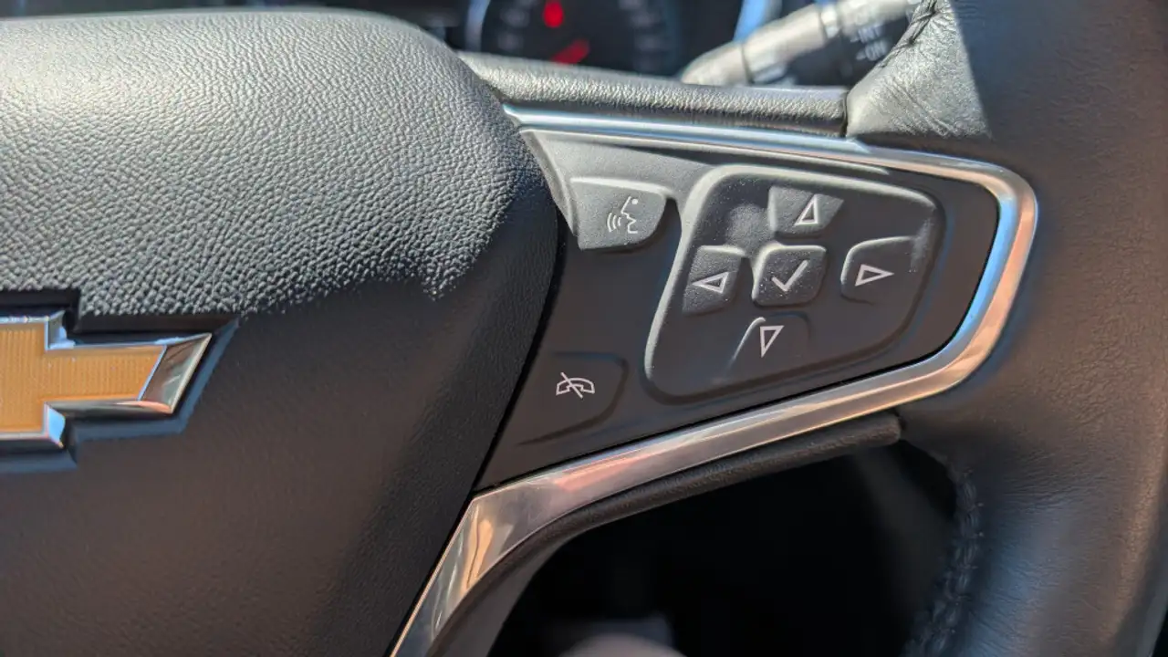 Chevrolet Equinox photo Chevrolet Equinox