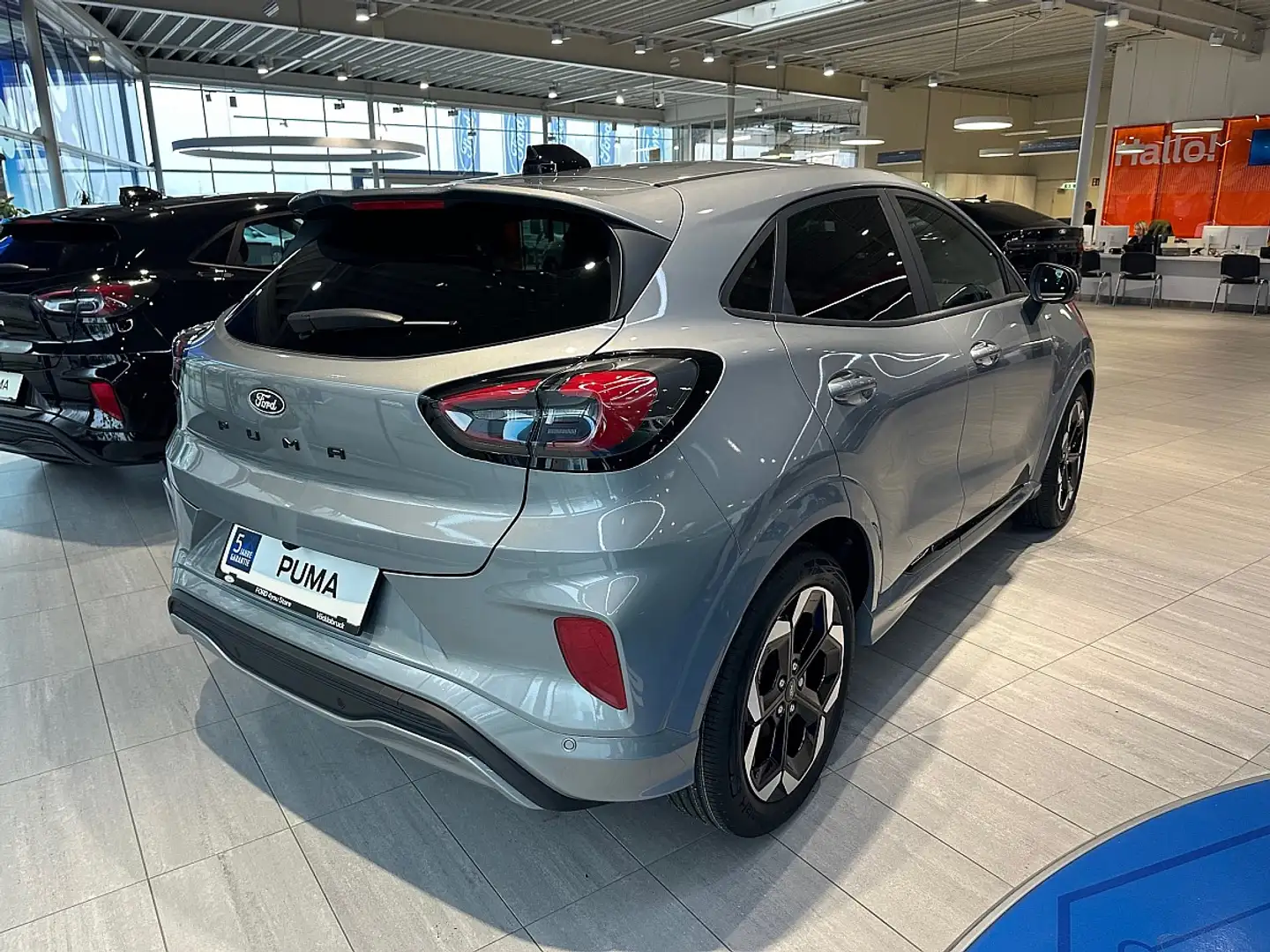 Ford Puma 1,0 EcoBoost Hybrid ST-Line X Silber - 2