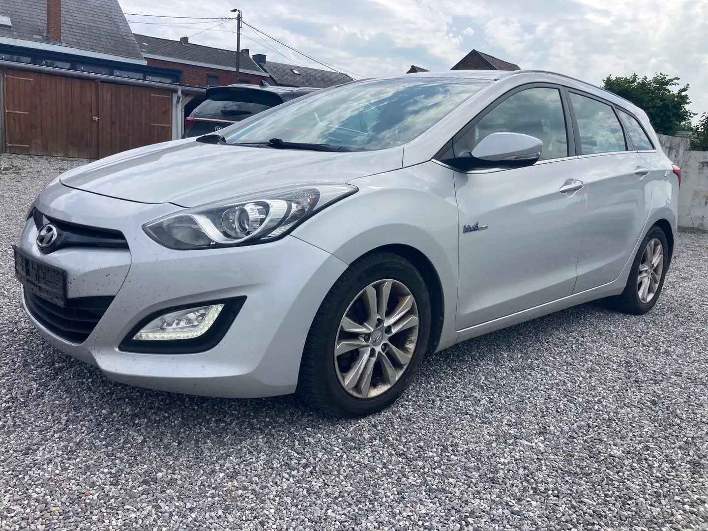 Hyundai i30 SW 1.6 CRDi Gris - 1