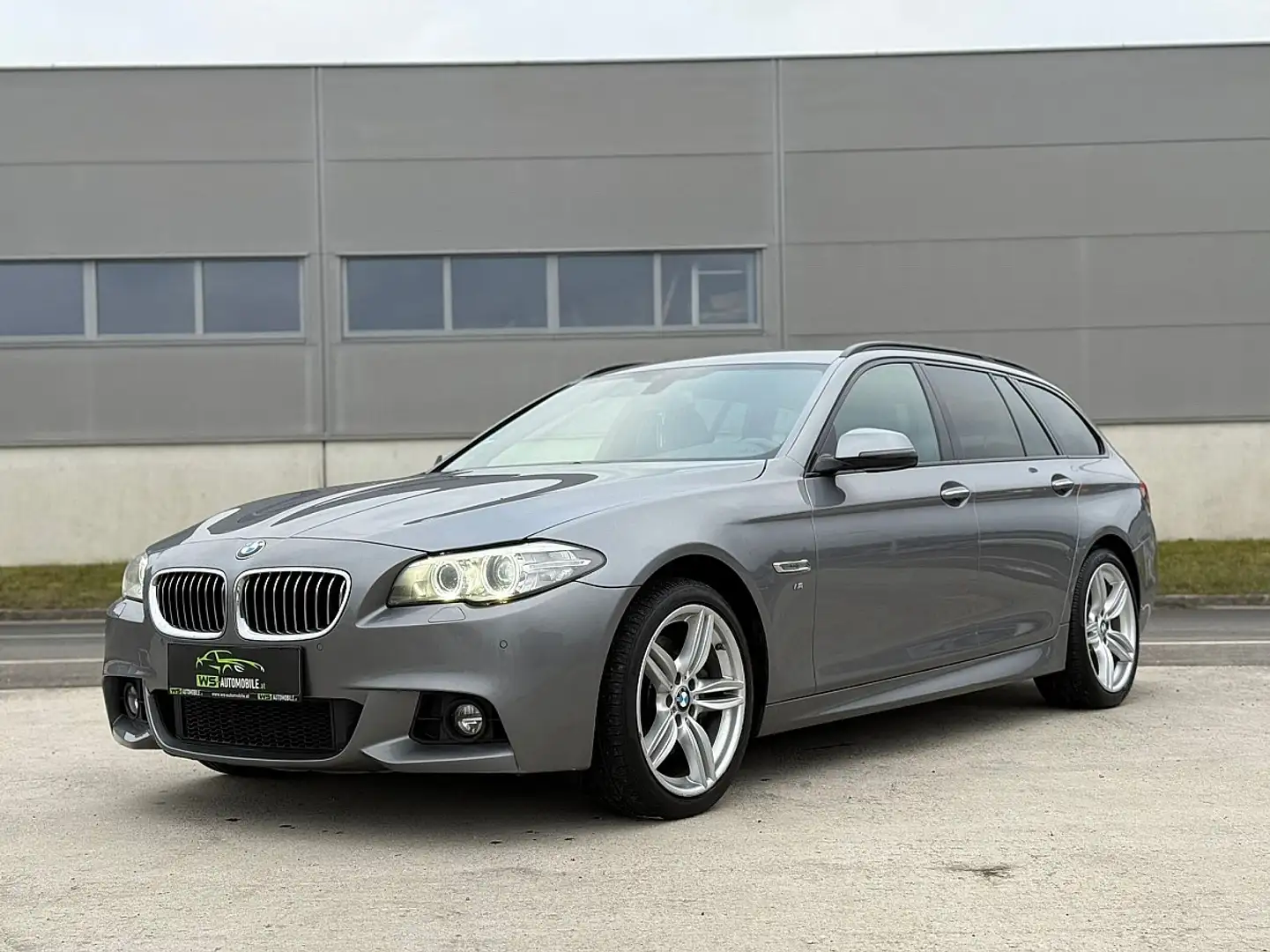 BMW 525 d xDrive M-Paket Touring Aut. Gris - 1